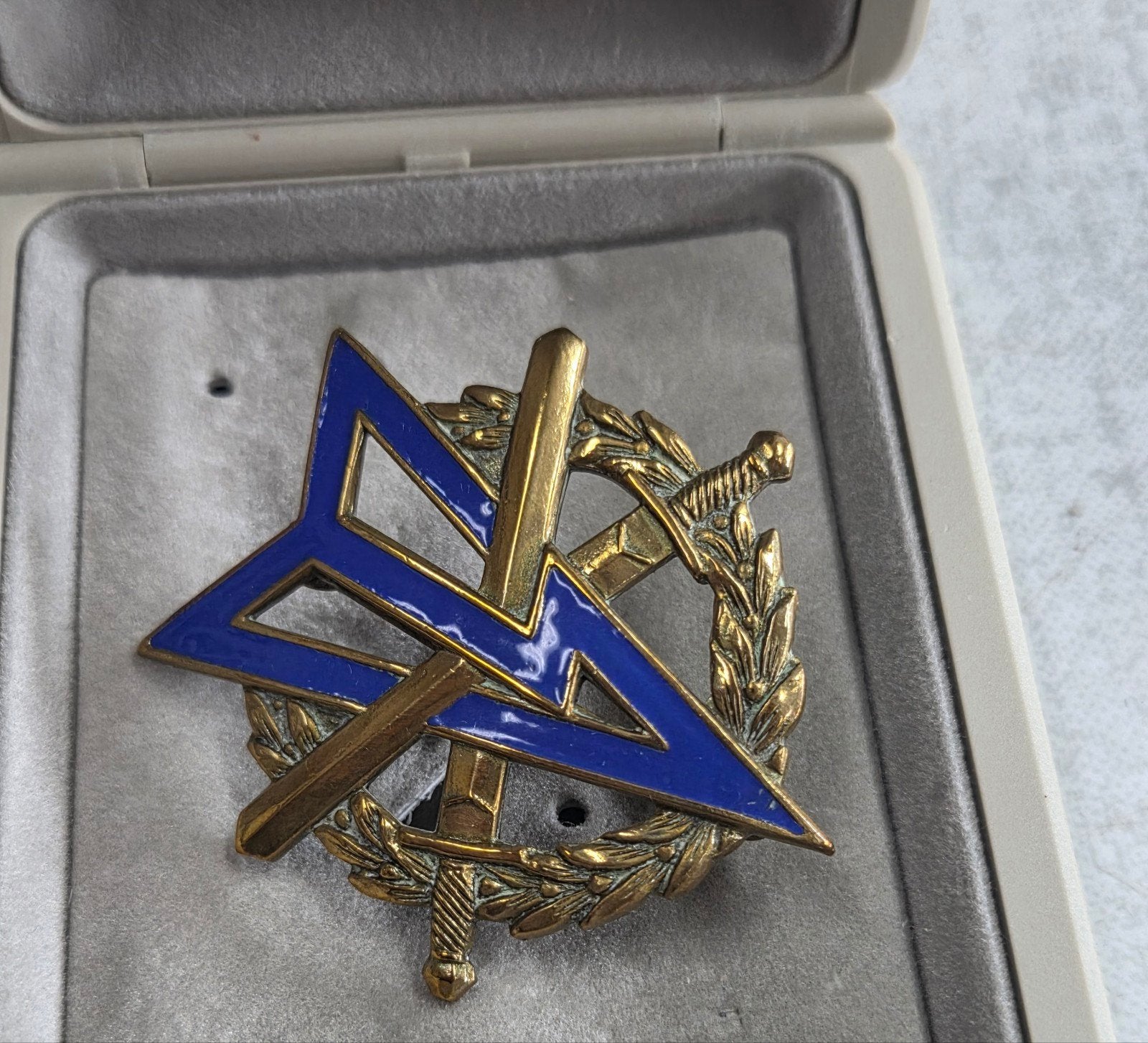 Militair embleem / badge - Koninklijke Landmacht, Ophalen of Verzenden, Landmacht, Nederland, Embleem of Badge