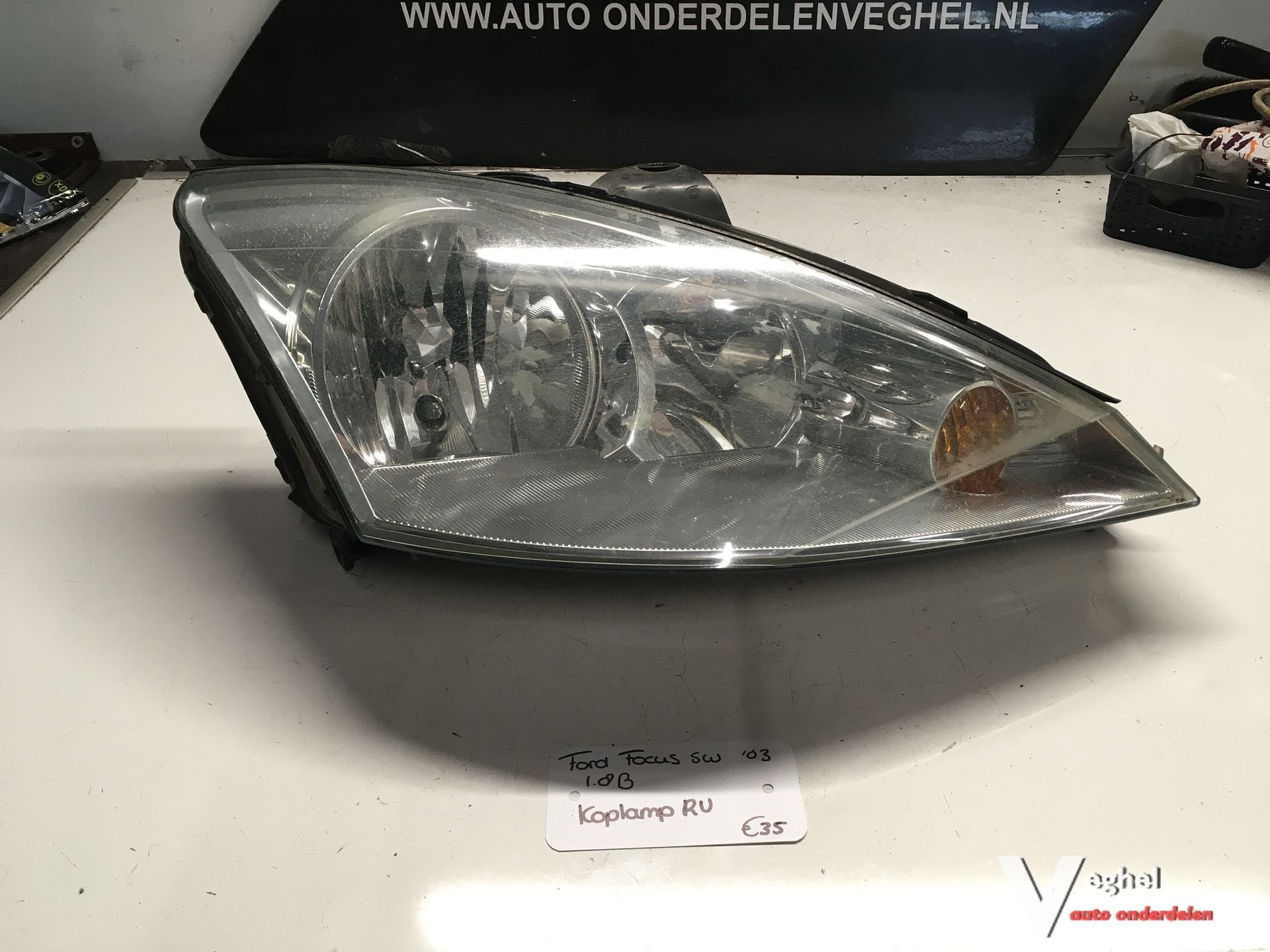 Ford Focus SW 1.8B 2003 Koplamp Linksvoor of  Rechtsvoor, Gebruikt, -, -, Ophalen of Verzenden