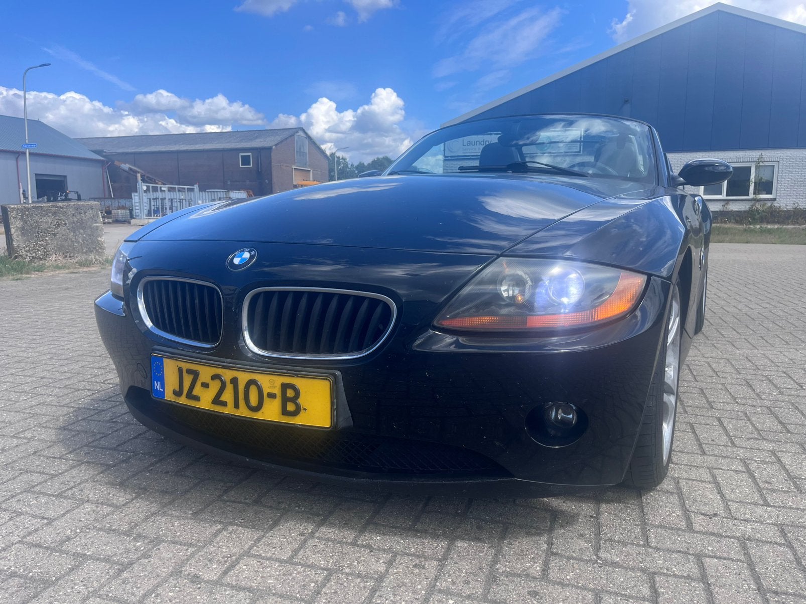 BMW Z4 2.2 I Roadster AUT 2004 Zwart, Achterwielaandrijving, Cabriolet, Zwart, 11 km/l
