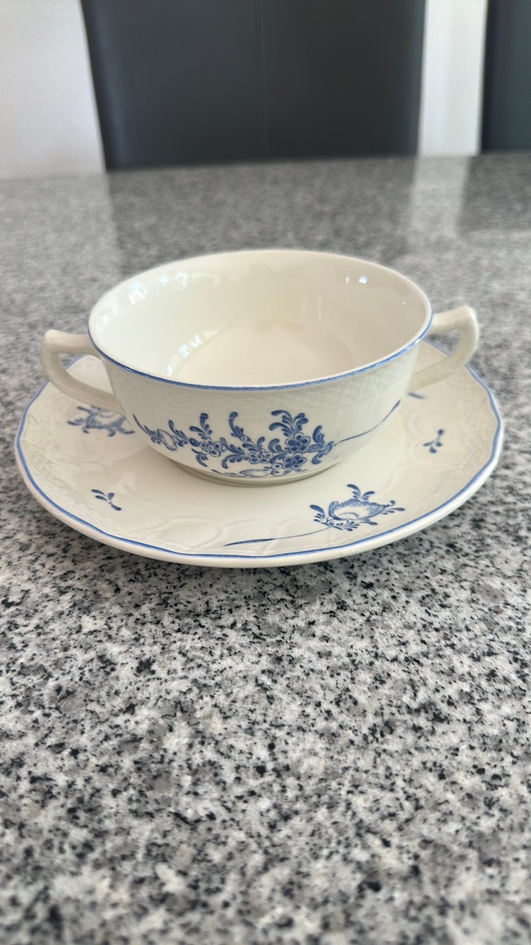 Soepkom en schotel van Boch Belgium, Ophalen of Verzenden
