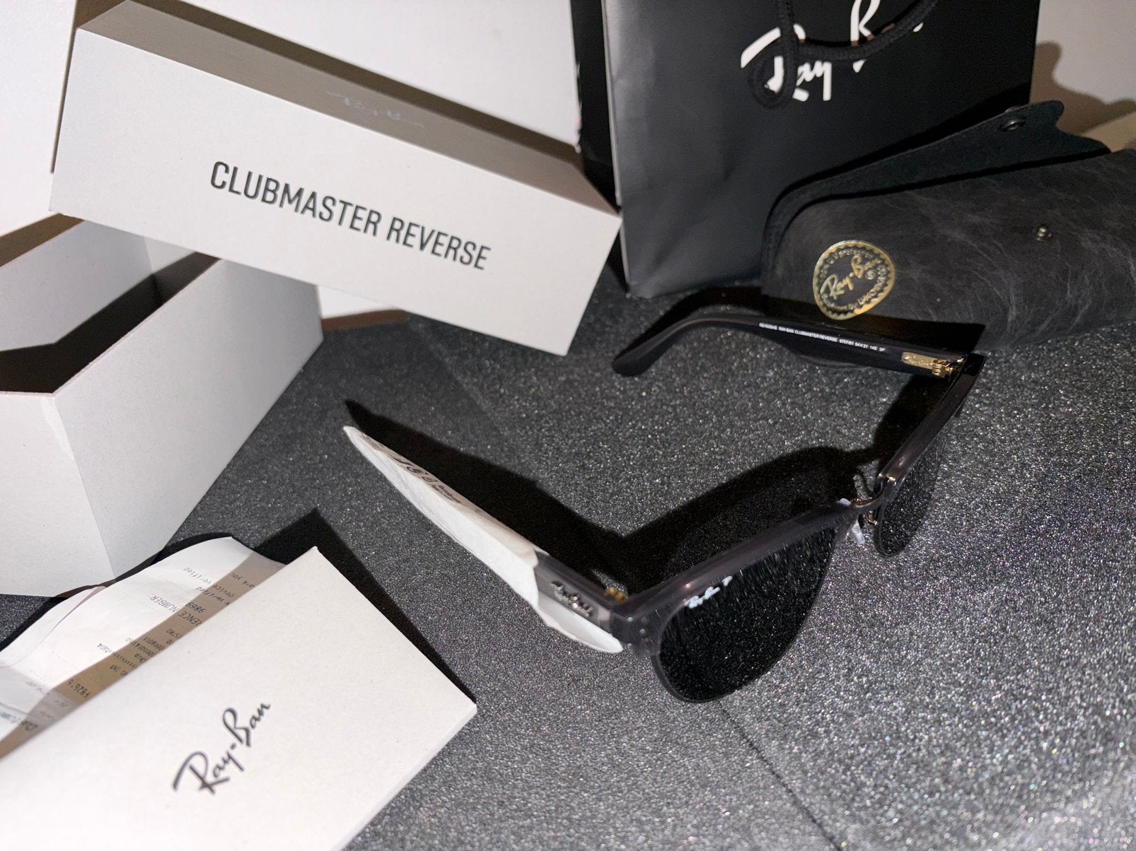 Nieuwe Ray-Ban Clubmaster Reverse zonnebril, Sieraden, Tassen en Uiterlijk, Zonnebrillen en Brillen | Heren, Ophalen, Nieuw, Ray-Ban
