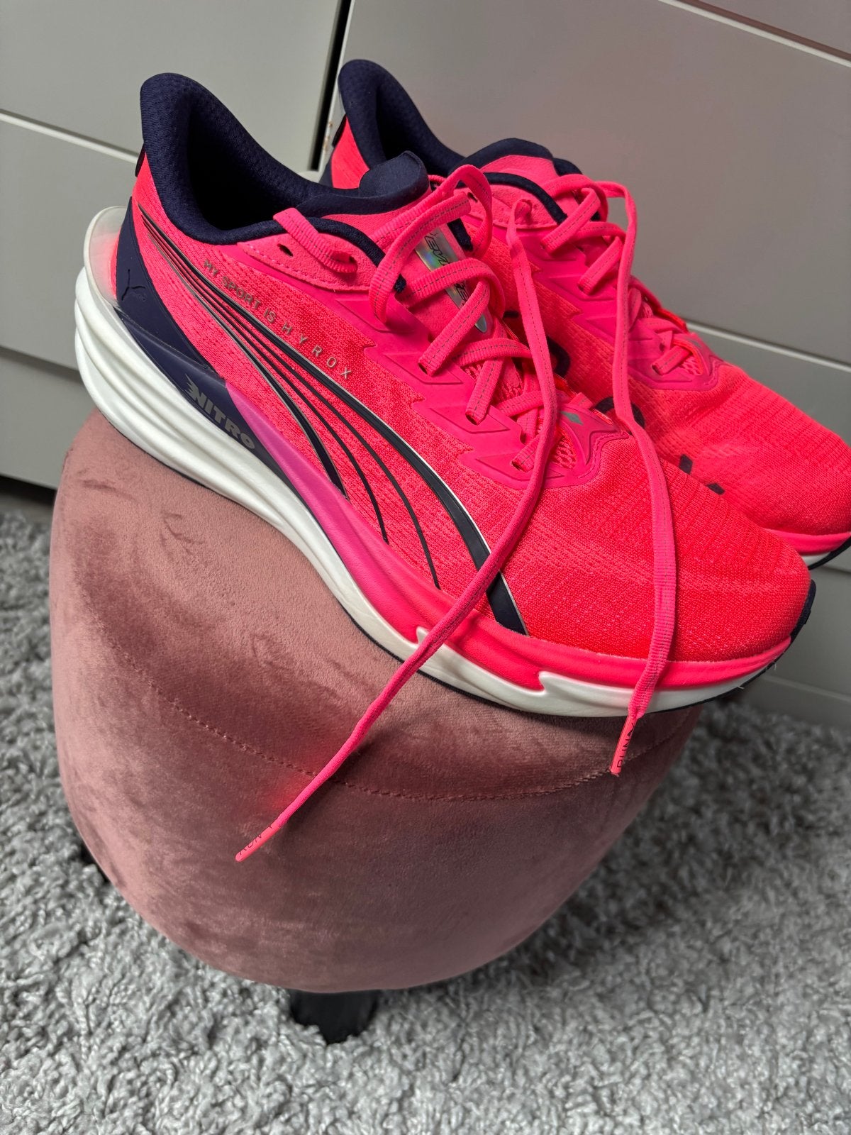 Puma Deviate Nitro 4 Hyrox Sportschoenen Dames - Roze, Ophalen, Zo goed als nieuw, Roze, Sportschoenen