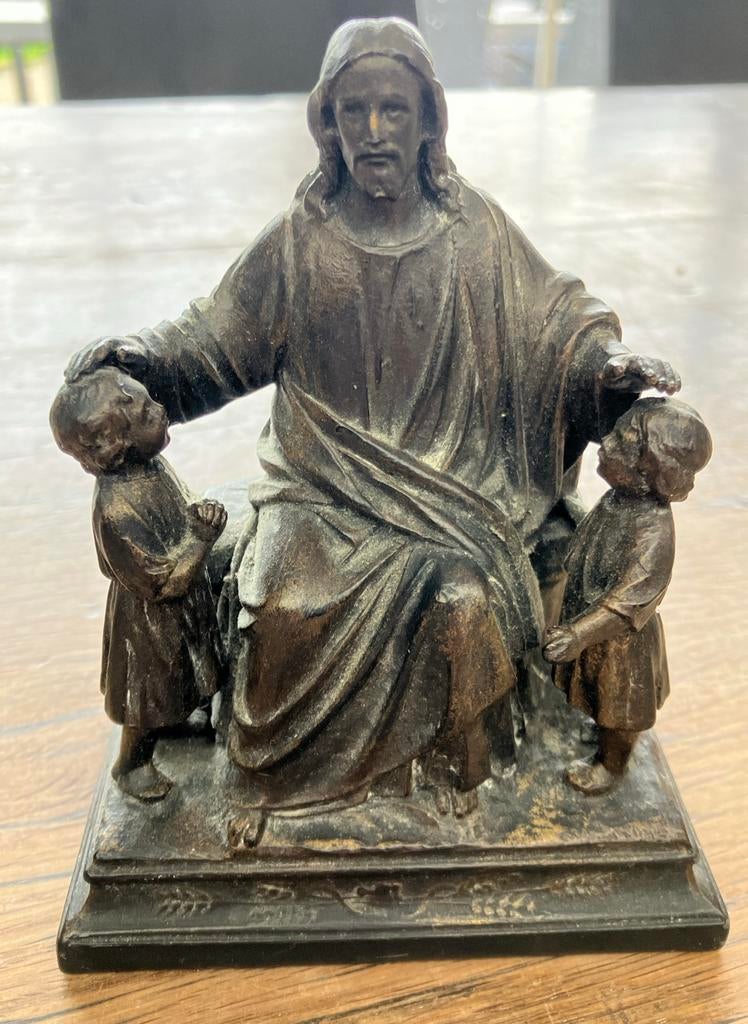 Antiek metalen beeld van Jezus Christus en 2 kinderen, Antiek en Kunst, Ophalen of Verzenden