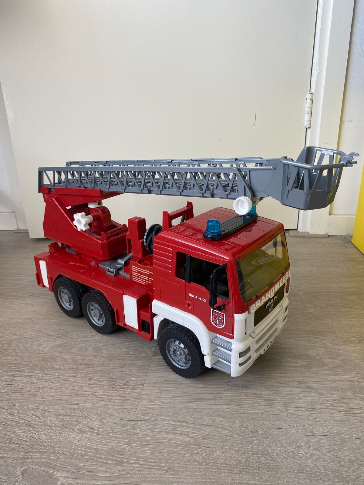 Grote speelgoed brandweerwagen met ladder, Ophalen, Gebruikt