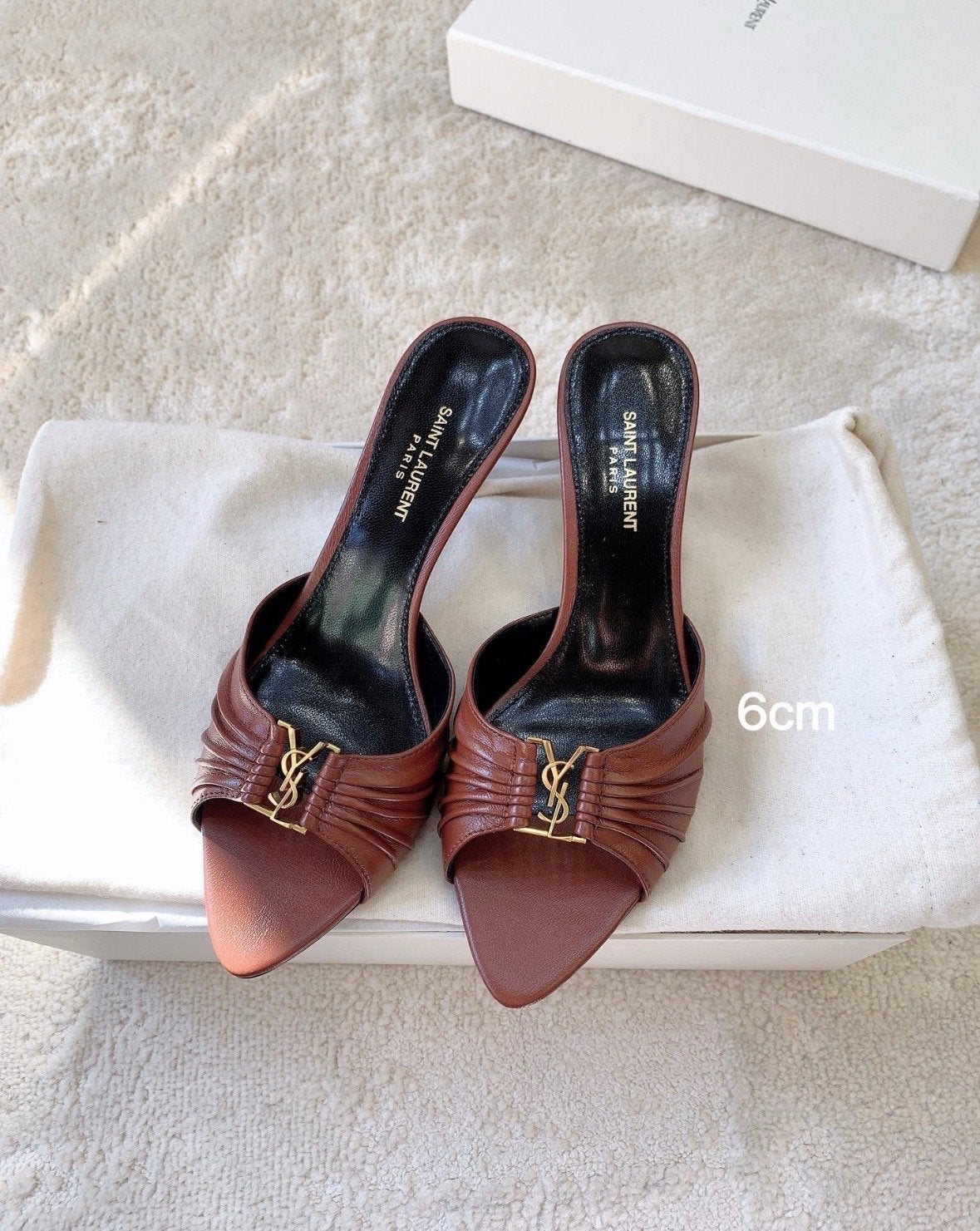 YSL Hakken - Elegante Pumps met 6cm Hak, Ophalen of Verzenden, Nieuw, Bruin, Pumps