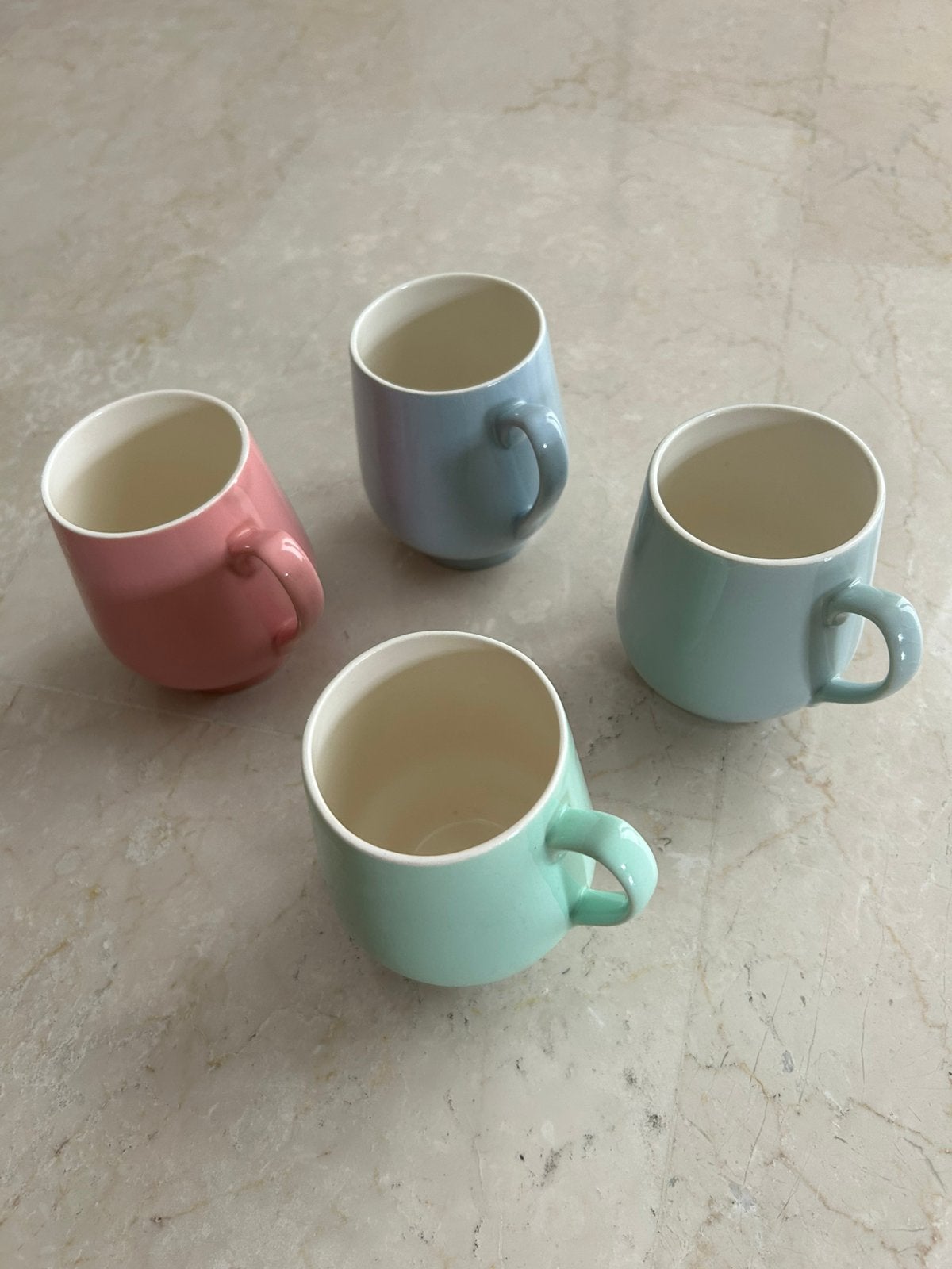 Mokken pastelkleuren California Royal Sphinx, Bolle buik., Ophalen, Overige merken, Vintage, Mok