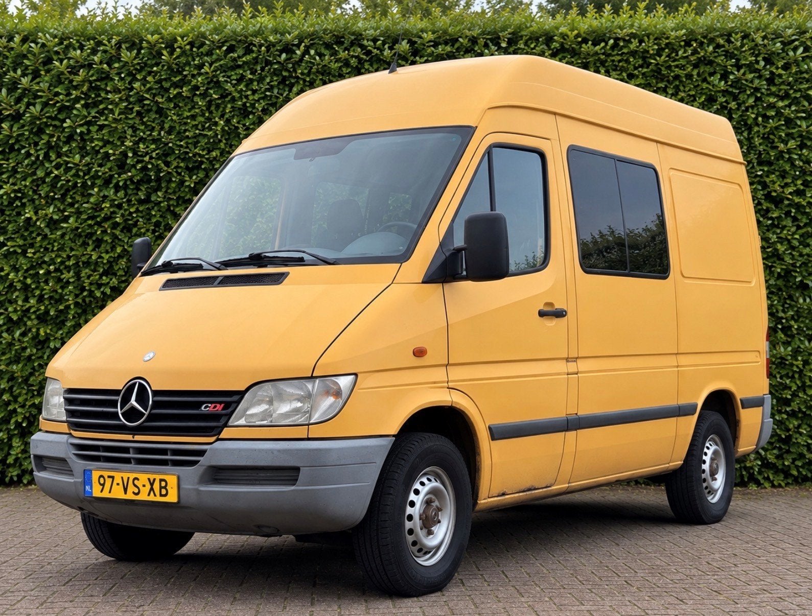 Mercedes-Benz Sprinter 208 CDI 2.2 300 Original Rolstoelbus, Auto's, Automaat, Achterwielaandrijving, Gebruikt, 4 cilinders