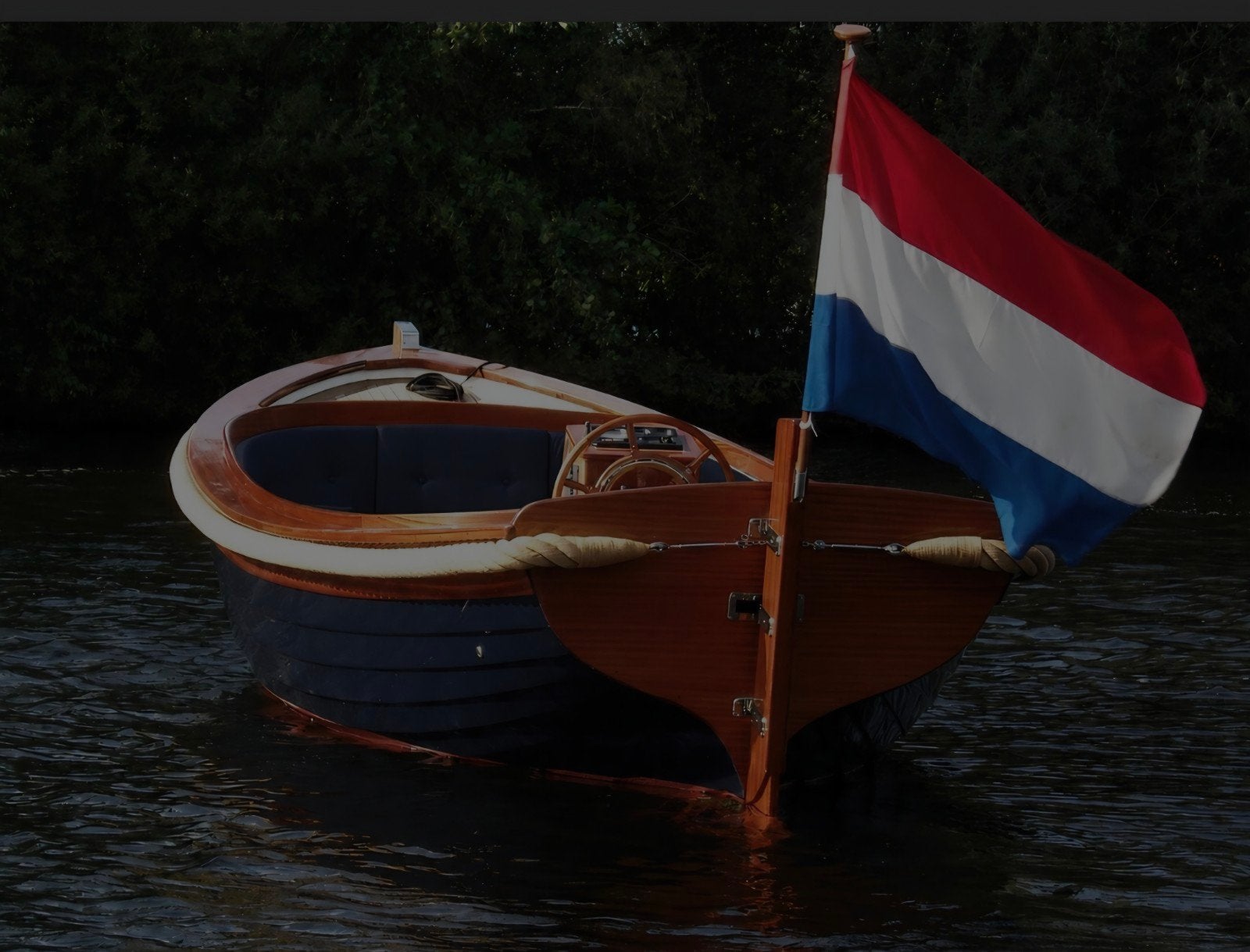 B&C 707 Avantgarde incl. ligplaats woubrugge., Ophalen, Hout, Zonnedek