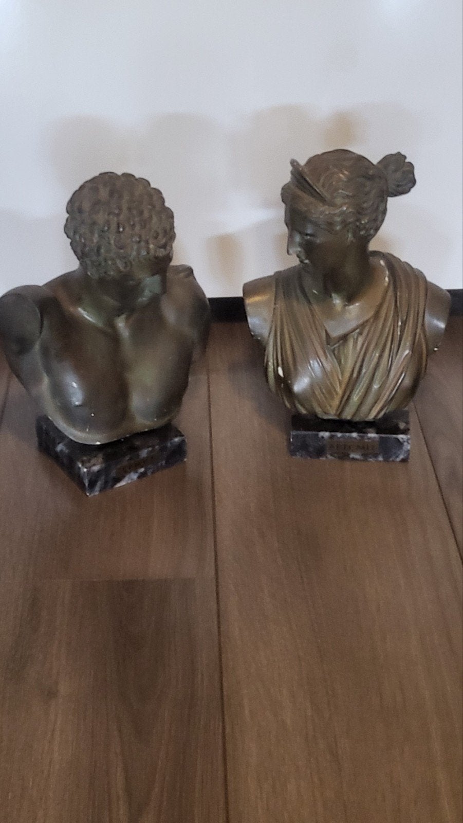 Set van 2 bronzen bustes op marmeren sokkel, Buste, Gepatineerd, Ophalen of Verzenden, Brons