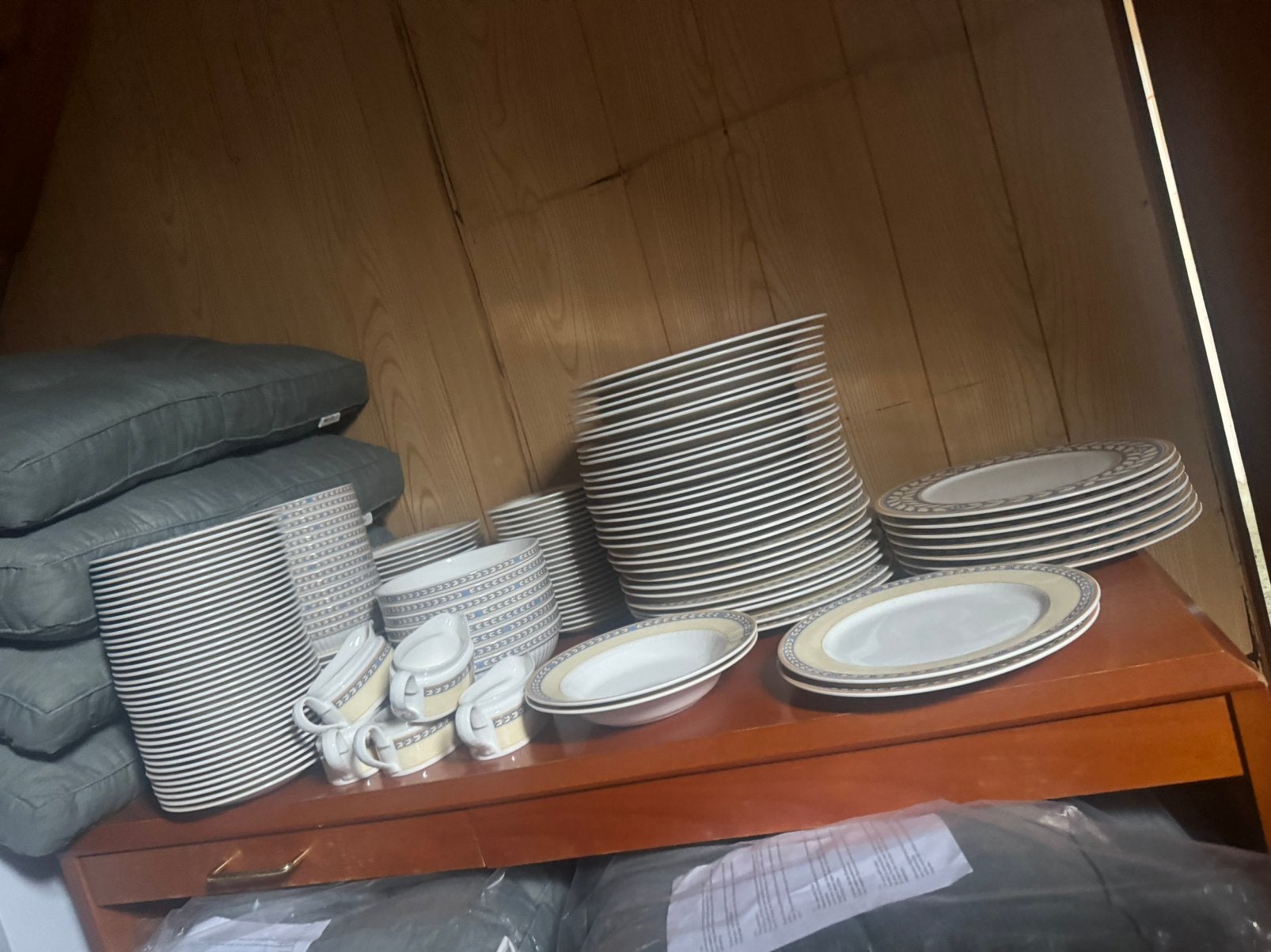 Servies in zeer nette staat Villeroy & boch 160 delig, Ophalen of Verzenden