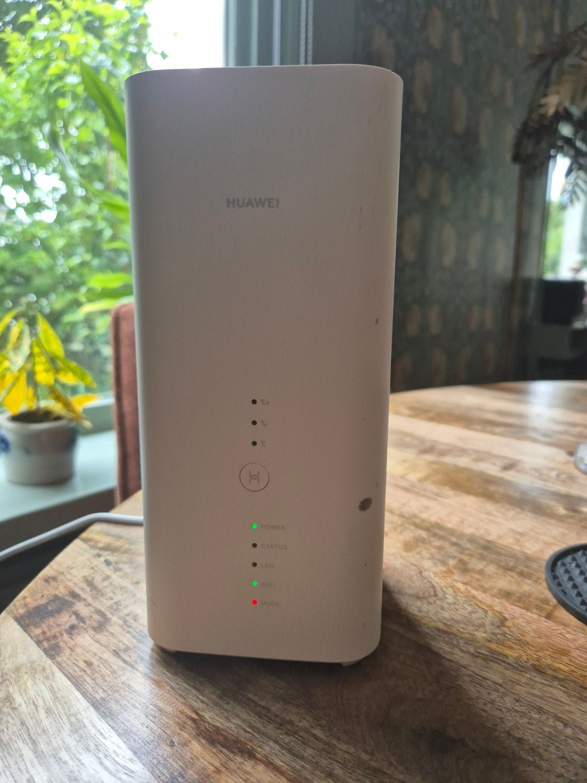 Huawei B818-263 4G WiFi Router - Snel en Stabiel Internet, Ophalen of Verzenden, Gebruikt, Router, Huawei