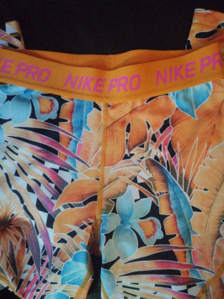 Meisje legging Nike maat 146-152, Meisje, Sport- of Zwemkleding, Ophalen of Verzenden, Zo goed als nieuw