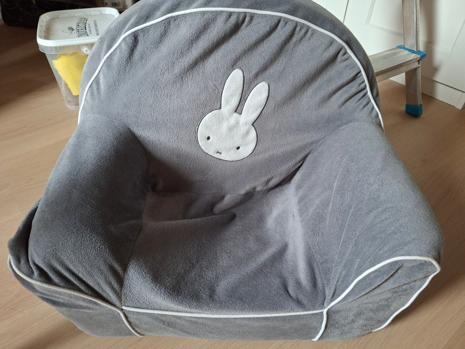 Tiamo kinderfauteuil, Ophalen, Zo goed als nieuw, Stoel(en)
