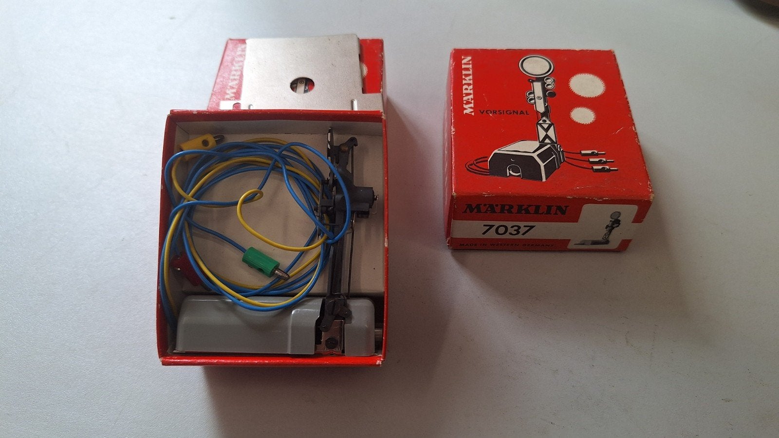 Märklin 7037 Voorsein nieuw in doos, Wisselstroom, Gebruikt, Overige typen, Ophalen of Verzenden