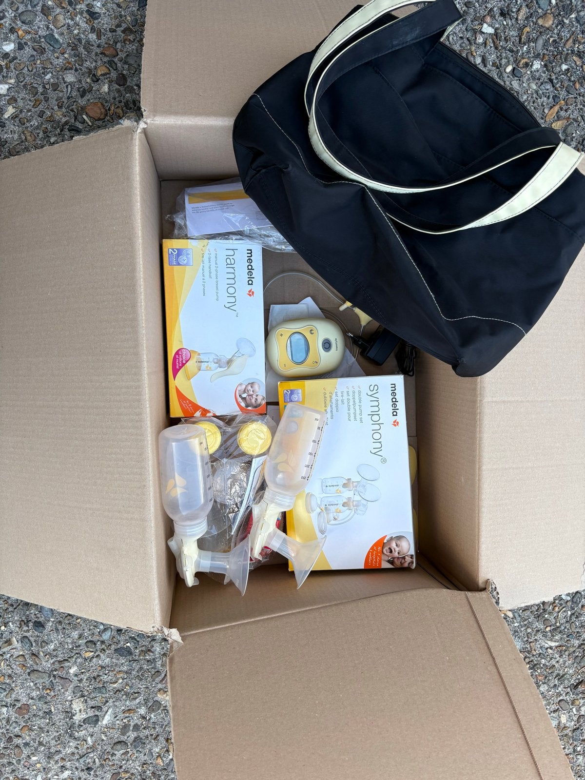 Medela Borstkolf Set met veel accessoires, Gebruikt, Medela, Borstkolf, Ophalen of Verzenden
