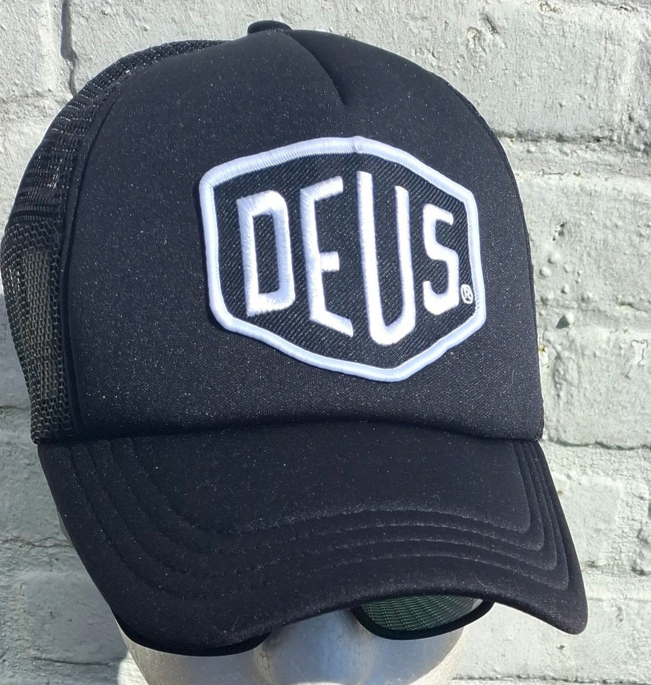 Deus zwarte pet one size, Kleding | Heren, Ophalen, One size fits all, Pet, Nieuw