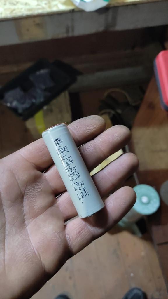 Doneer powerbanks, laptops, e-bike accu's, Computers en Software, Ophalen, Niet werkend, Diverse
