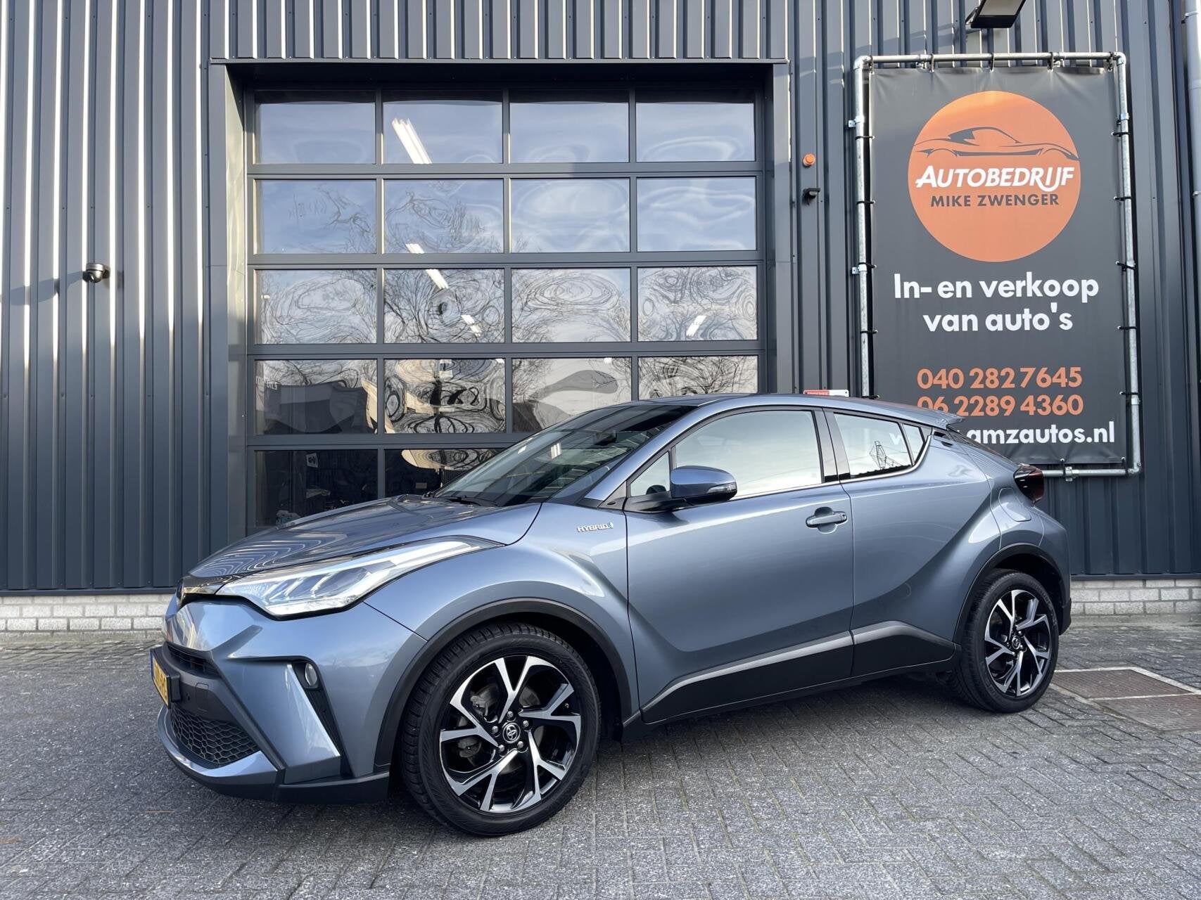 Toyota C-HR 1.8 Hybrid Dynamic NAVIGATIE|CAMERA|KEYLESS|LED, Euro 6, 4 cilinders, Hybride Elektrisch/Benzine, SUV of Terreinwagen