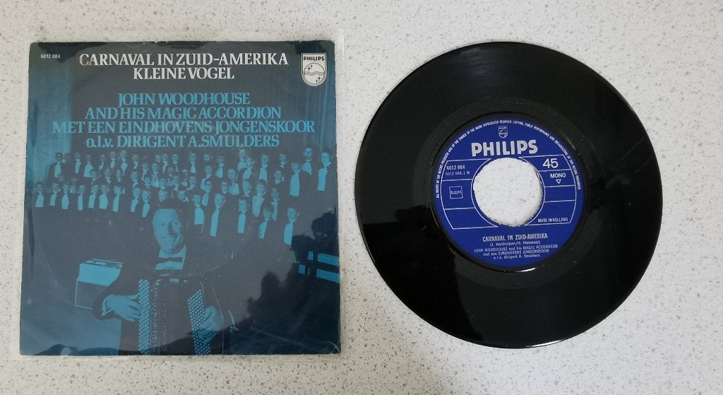 Single John Woodhouse - Carnaval in Zuid-Amerika, Cd's en Dvd's, Ophalen of Verzenden, Gebruikt, Overige formaten, Levenslied of Smartlap