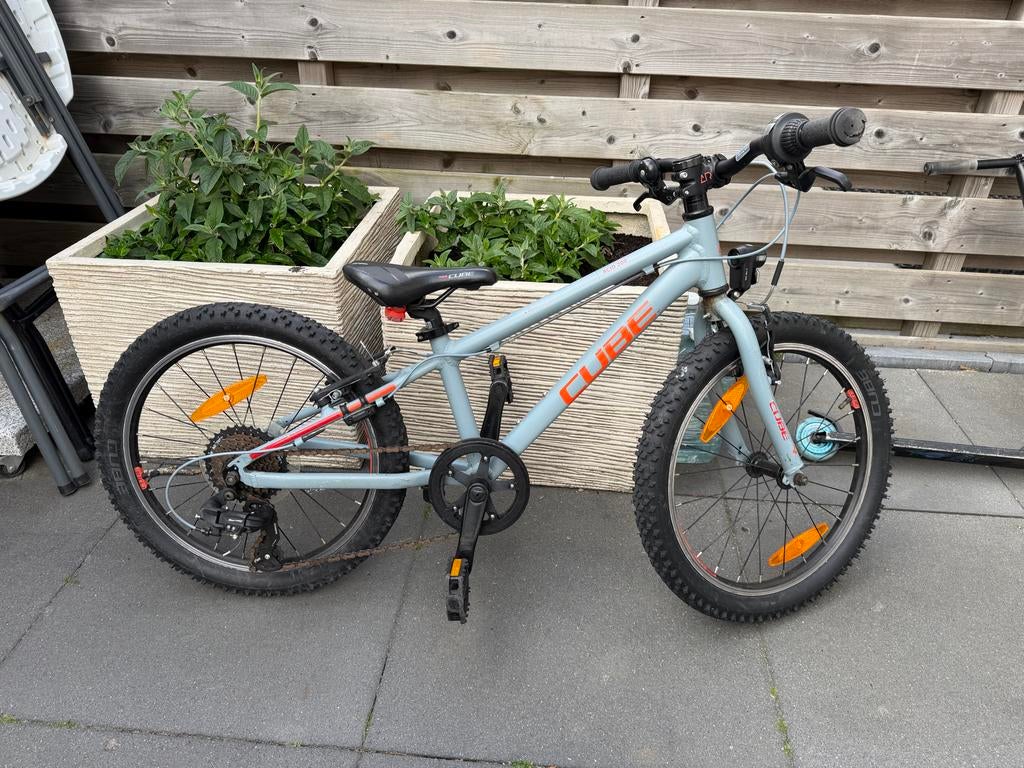 Cube Acid 200 Kinderfiets., Fietsen en Brommers, Fietsen | Mountainbikes en ATB, Ophalen, Zo goed als nieuw, Velgrem