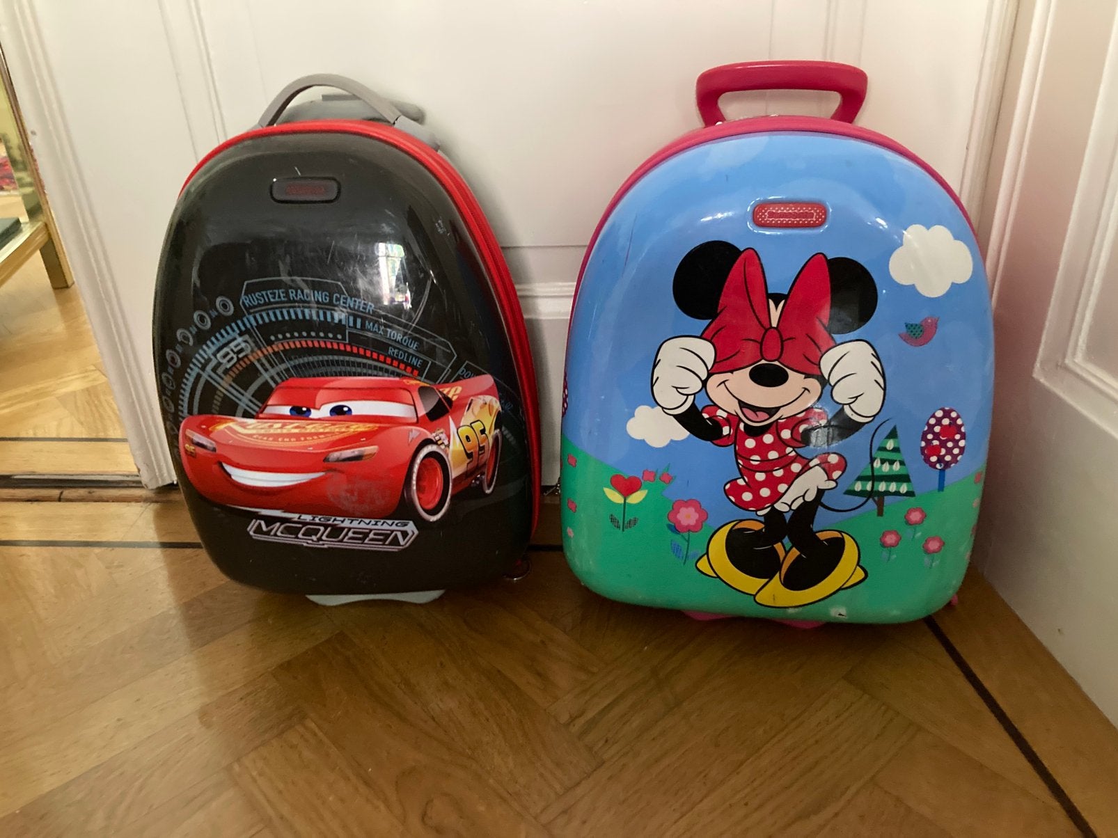 Kinder reiskoffertjes; metk ‘American tourister’;, Ophalen, Gebruikt, Hard kunststof, Minder dan 50 cm
