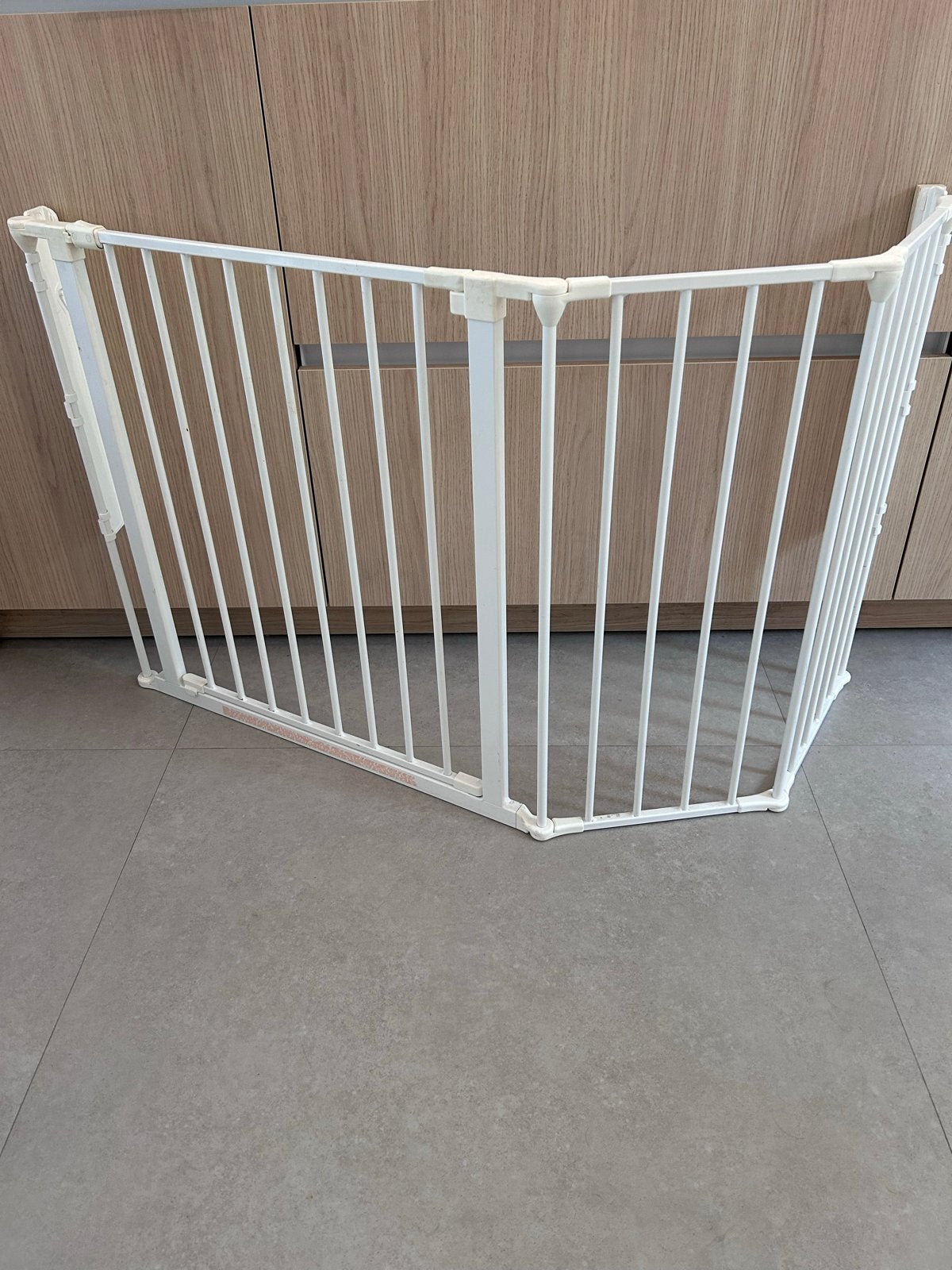 Meervoudig verstelbaar traphekje - 140 cm breed, 70 cm hoog, Kinderen en Baby's, Traphekjes, Gebruikt, Overige typen, Ophalen of Verzenden