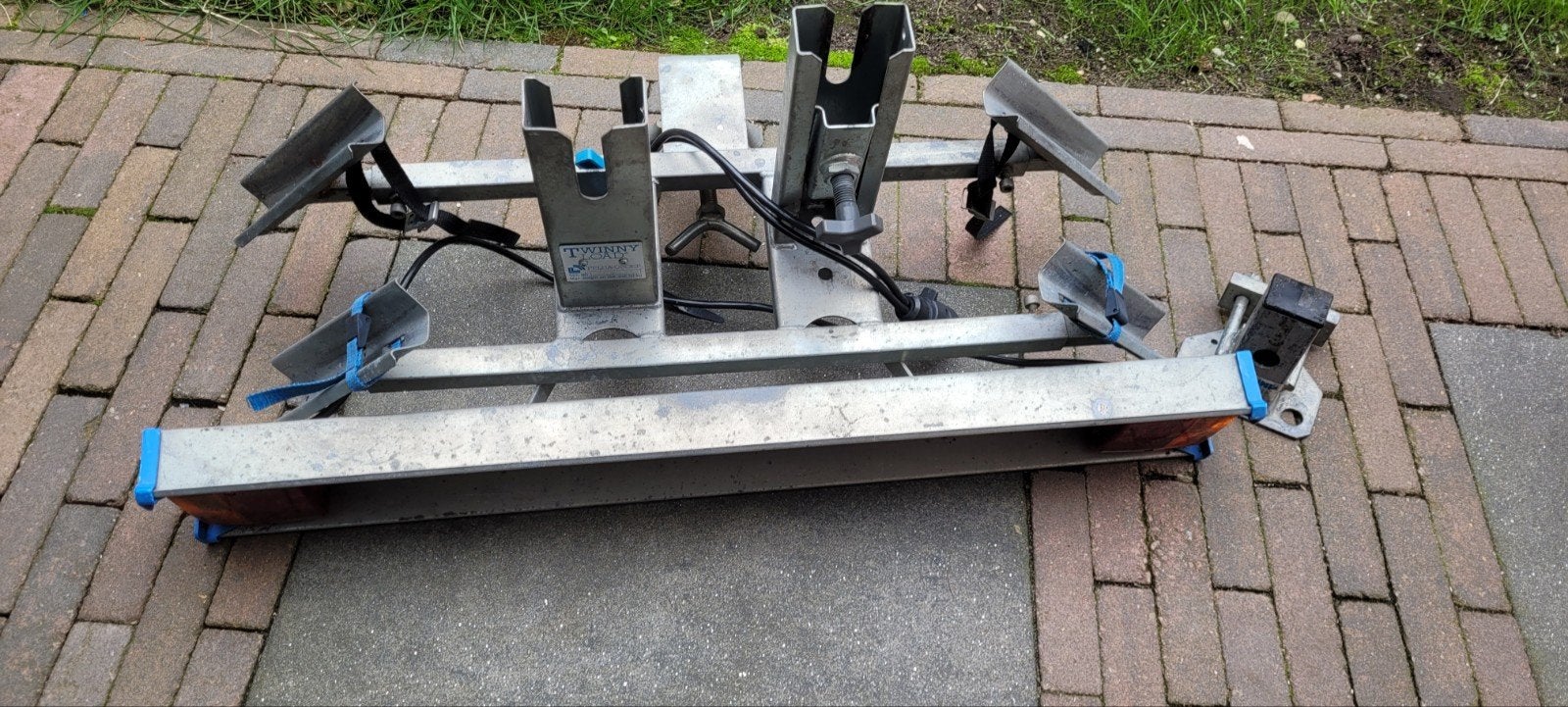 Fietsendrager met adapters voor diverse cranks, Ophalen, 2 fietsen, Gebruikt, Trekhaakdrager