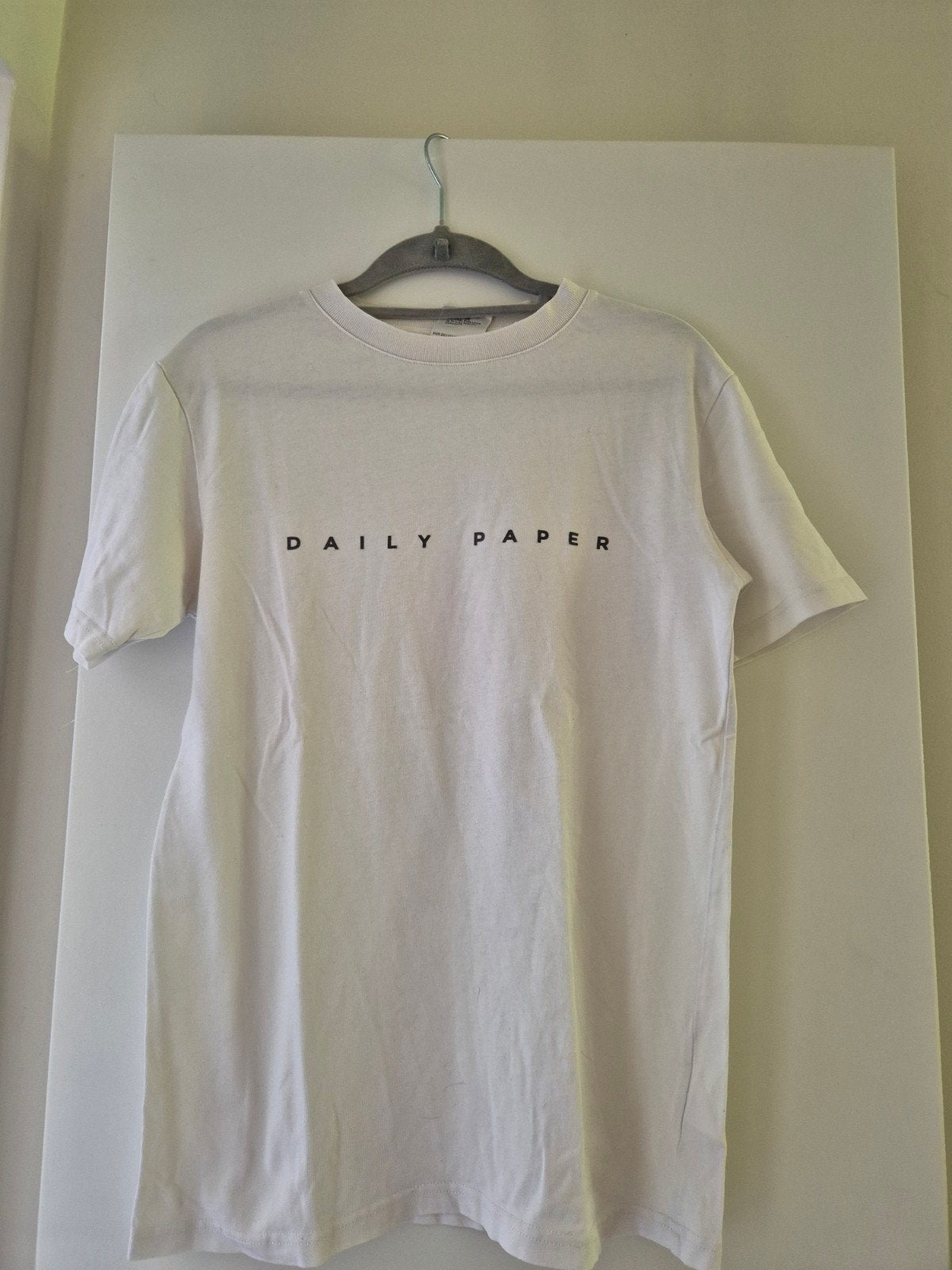 Daily Paper T-shirt wit - Maat S, Wit, Ophalen of Verzenden, Daily Paper, Gedragen