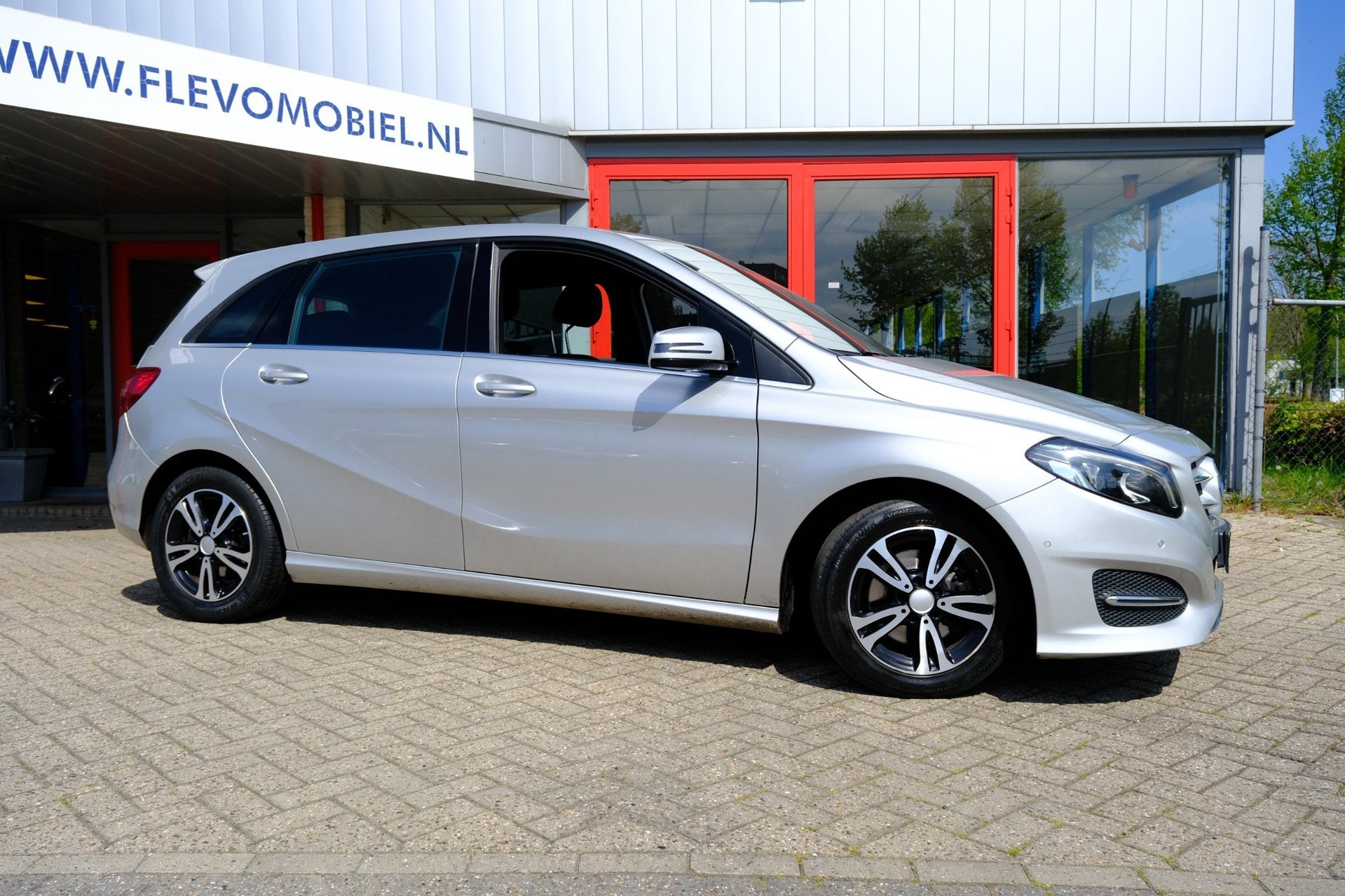 Foto 5 van Mercedes-Benz B-klasse 160 Prestige Navi|Clima|Cam|LED|LMV