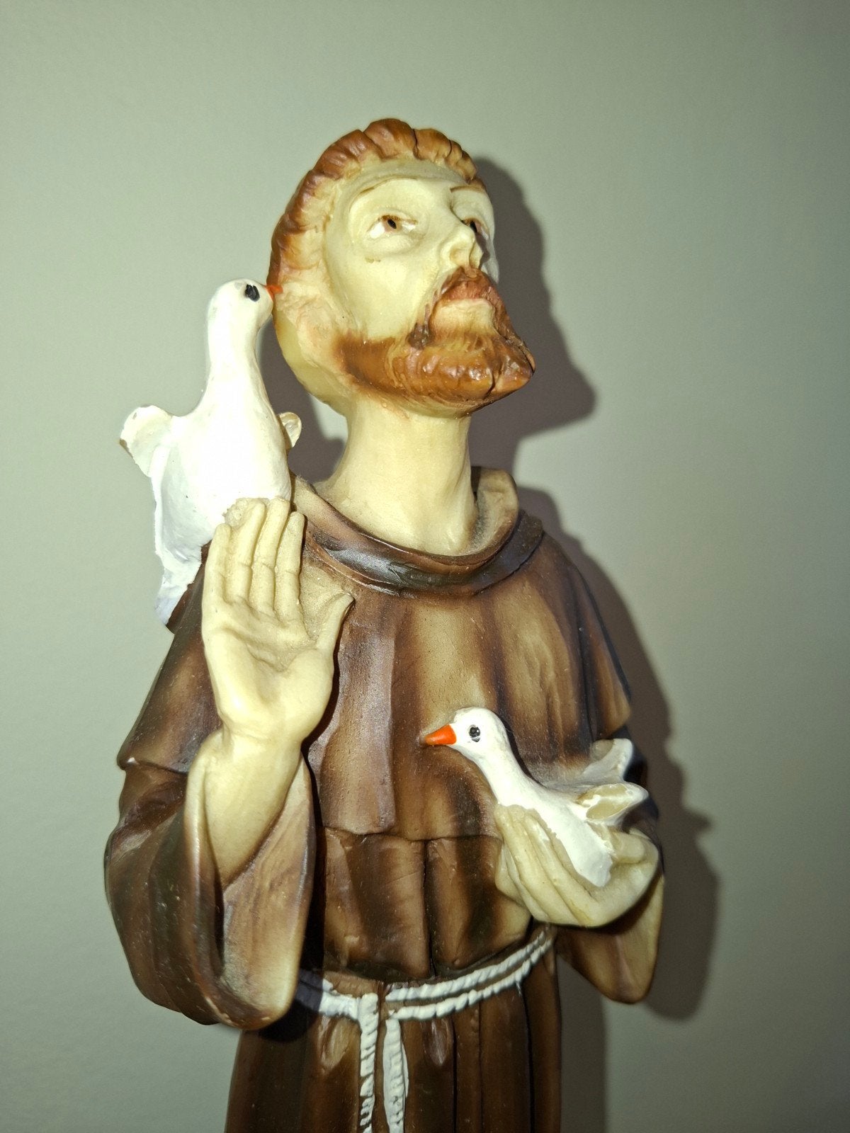 Antonius met vredes duif, Ophalen