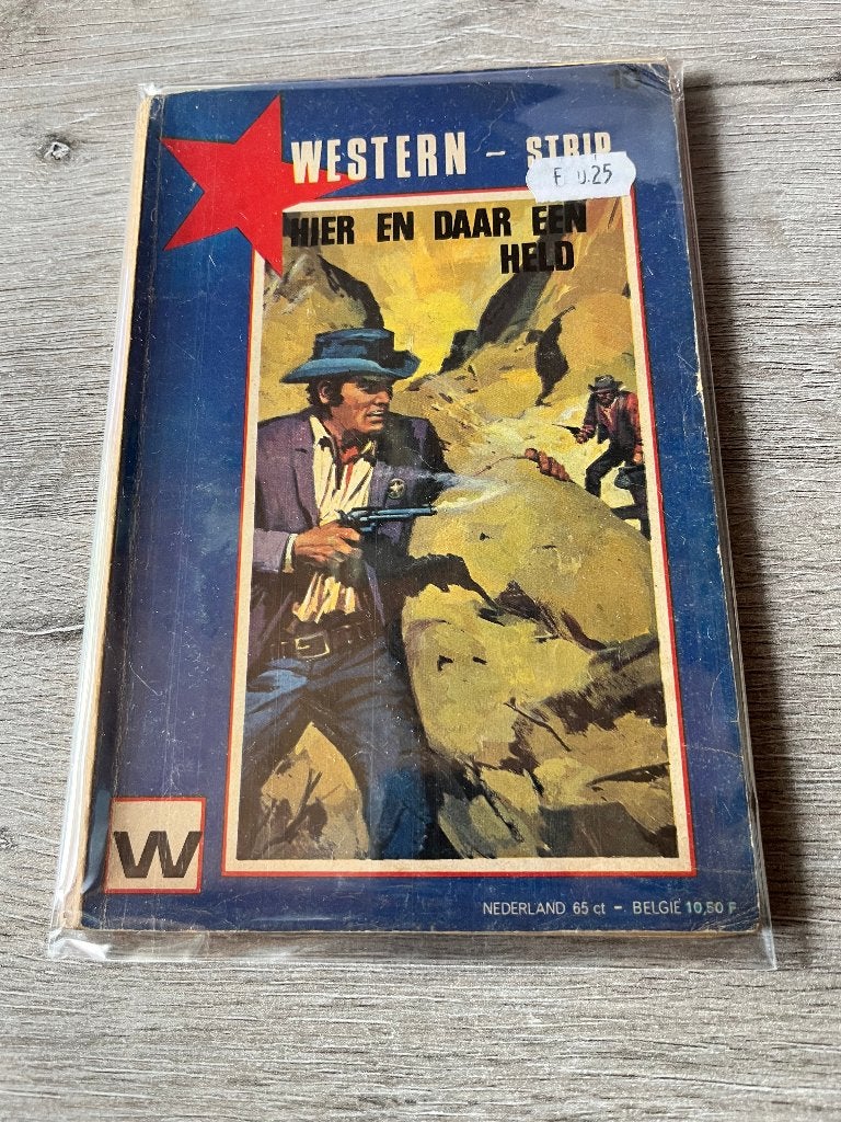 Western 10 Hier en daar een held, Eén stripboek, Ophalen of Verzenden, Gelezen