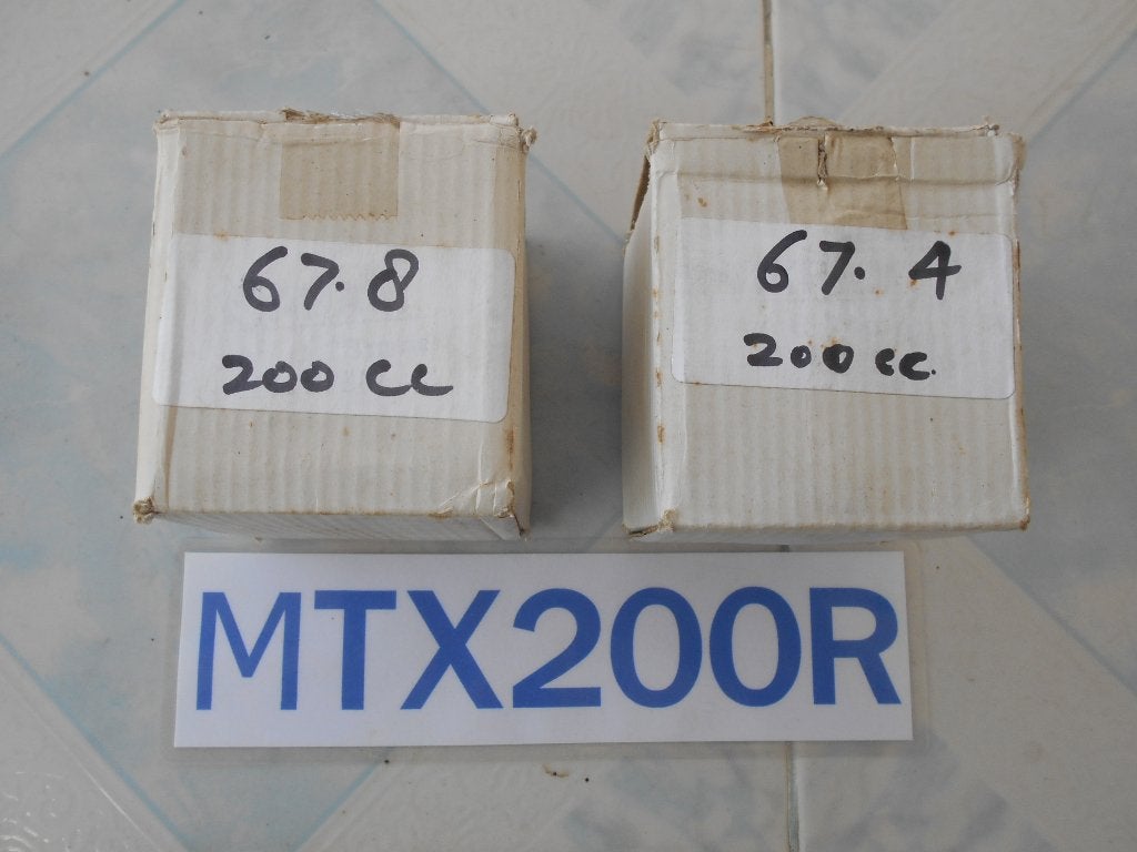 Nieuwe Zuigers voor de Honda MTX200R/MD07 ., Verzenden