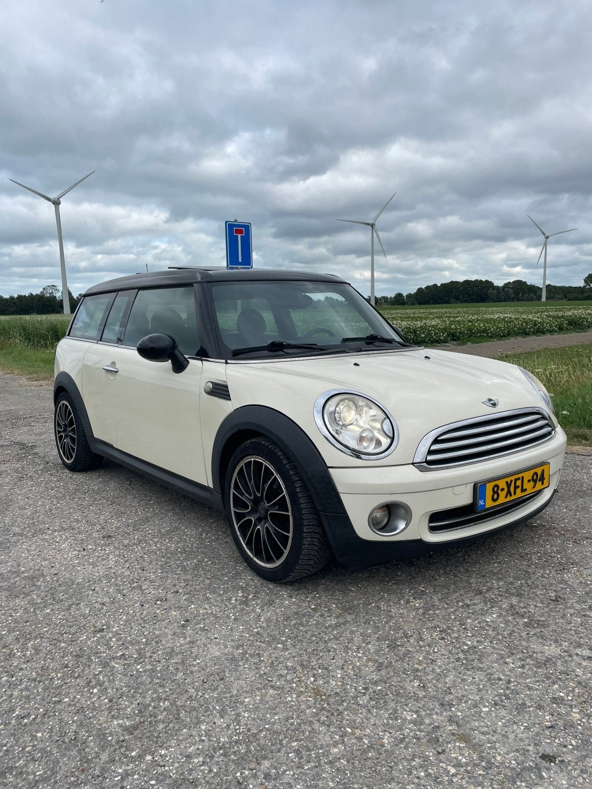 MINI Clubman 1.6 Chili | Cruise Panoramadak Zeer nette auto, Voorwielaandrijving, Zwart, 4 cilinders, 4 stoelen