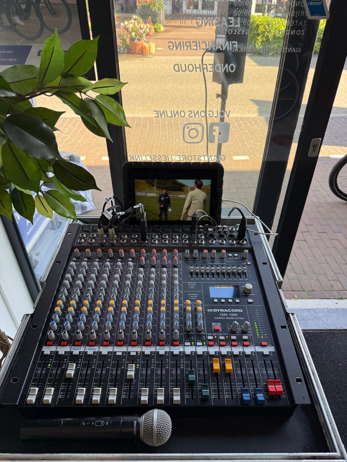 Complete zanginstallatie,Dynacord CMS1000 met Boxxen en subs, Ophalen, Gebruikt, 5 tot 10 kanalen, Microfooningang