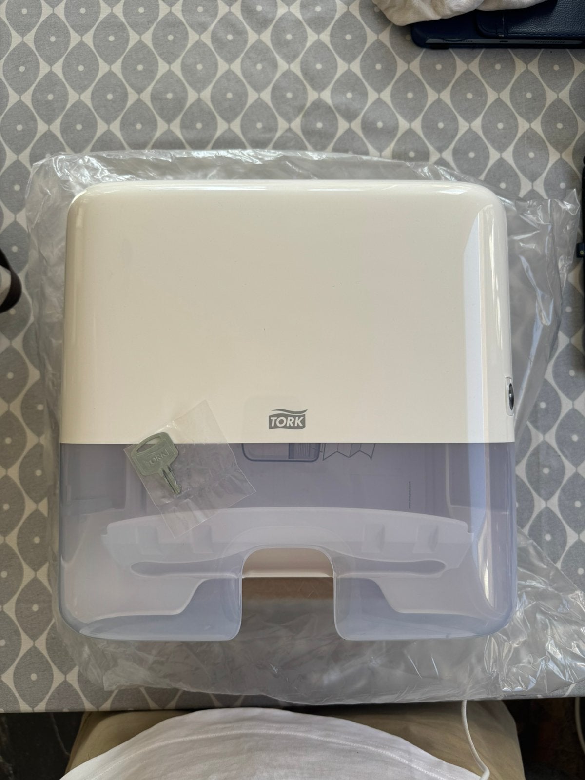 Tork Xpress H2 Multifold Mini Handdoekdispenser | Nieuw, Huis en Inrichting, Schoonmaakartikelen, Ophalen of Verzenden, Overige typen