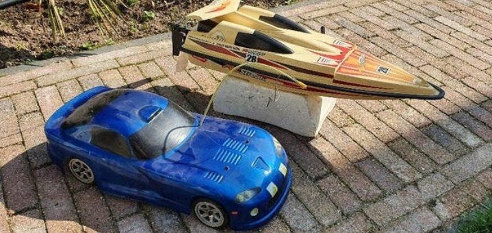 Complete RC Hobby Boot + Auto!, Ophalen, Gebruikt, Auto offroad, Schaal 1:10