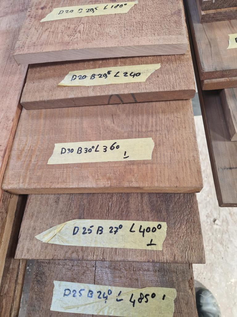Red-ceder boei delen, Ophalen, 25 tot 50 mm, Nieuw, Plank