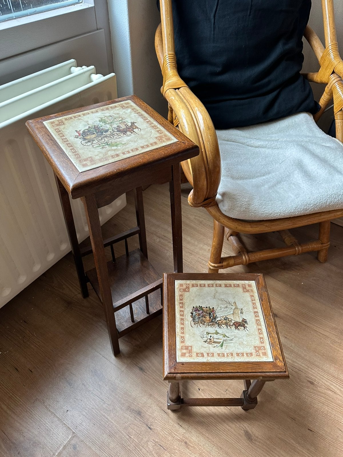 Set vintage houten plantentafels met keramische tegel, Ophalen