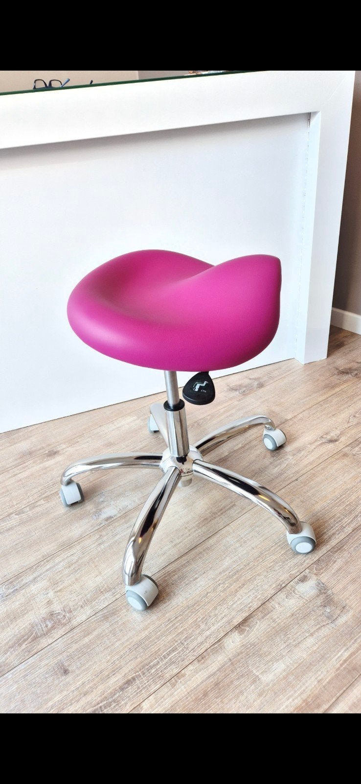 Tabouret Namrol, Ophalen, Nieuw