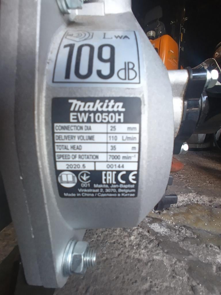 Makita ew 1050h gloednieuw ongebruikt, Tuin en Terras, Waterpompen, Ophalen of Verzenden, Nieuw, Hydrofoorpomp