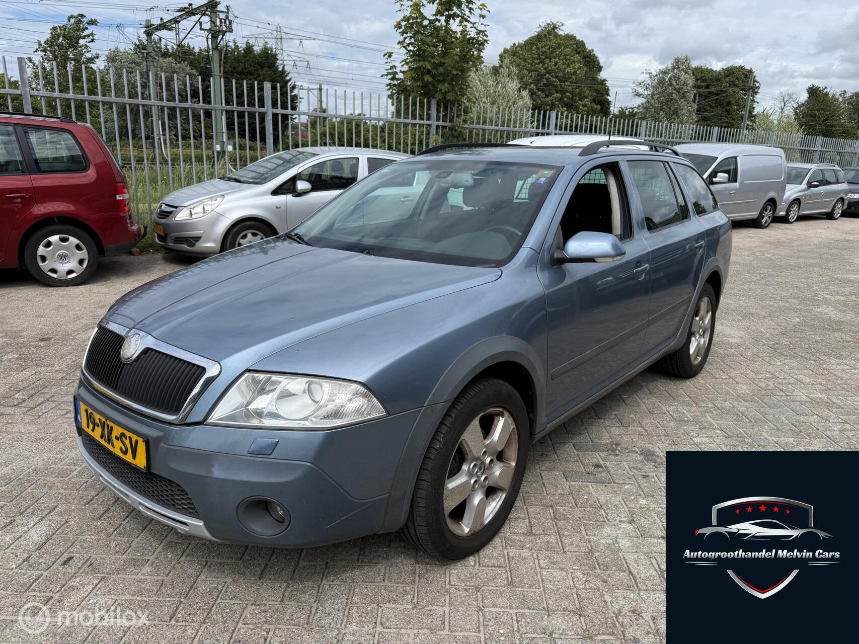 Skoda Octavia Combi 2.0 TDI Scout 4 x 4 ! EXPORT, Stof, Gebruikt, Zwart, 4 cilinders