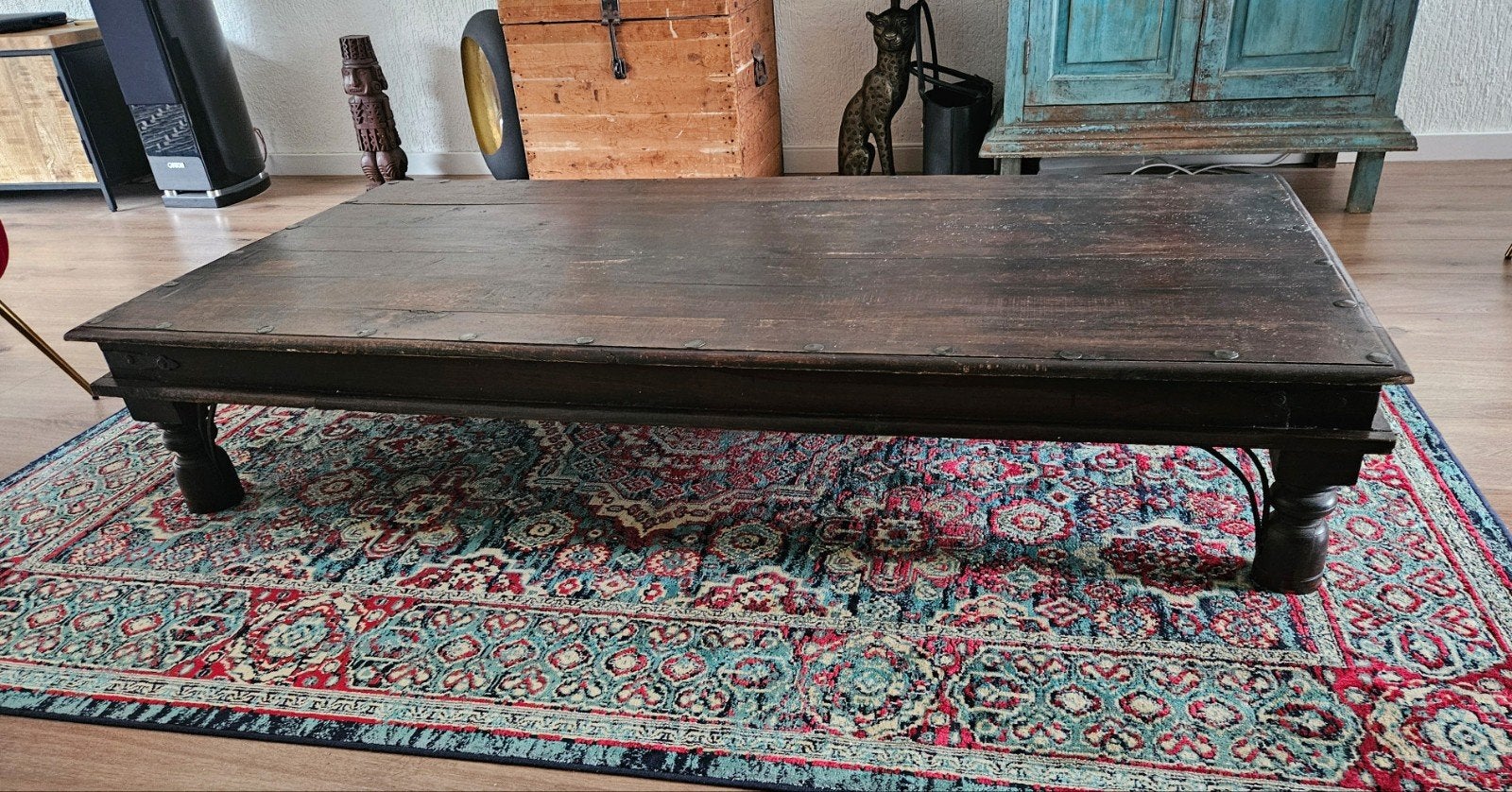 Robuuste houten salontafel - Vintage stijl, Huis en Inrichting, Ophalen, 50 tot 100 cm, 150 tot 200 cm, Rechthoekig