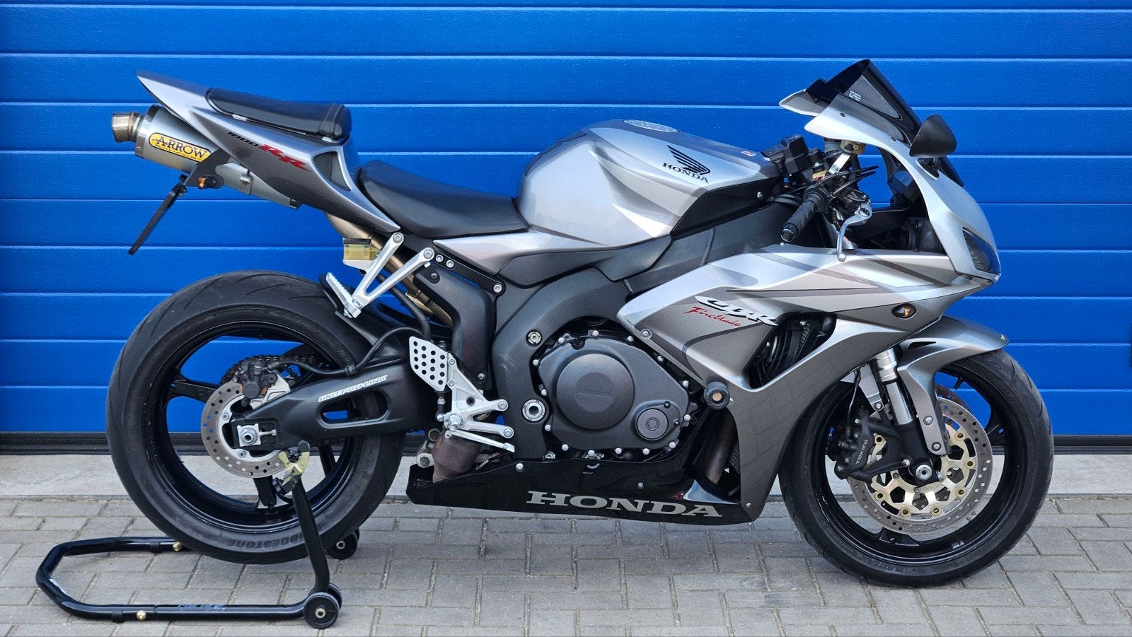 Honda CBR 1000 RR Fireblade 2006, Motoren, Motoren | Honda, 4 cilinders, Motorrijbewijs A, Gebruikt, Super Sport