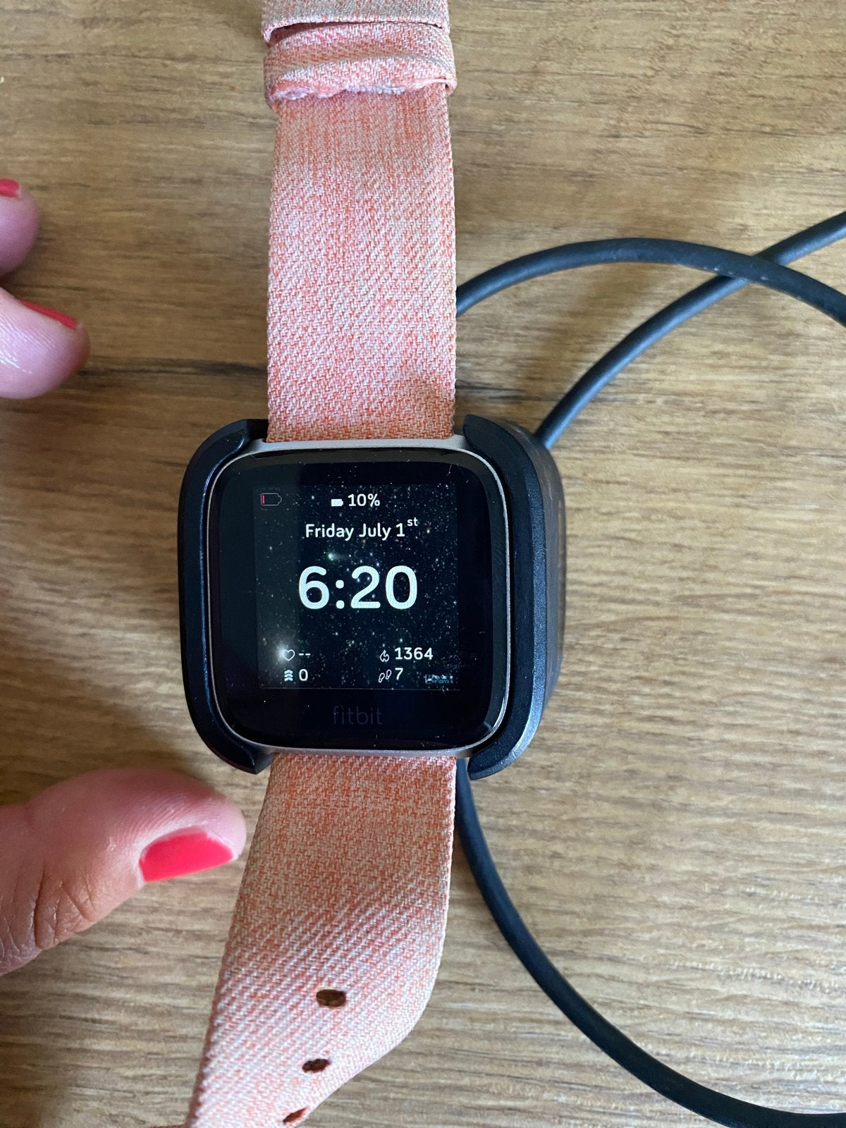 Fitbit Versa Smartwatch - Inclusief Oplader, Gebruikt, IOS, Ophalen of Verzenden, Waterdicht