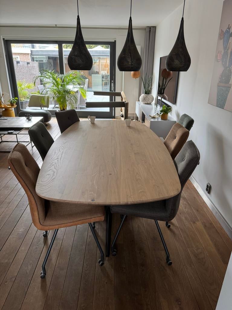 XOOON eetkamerstoelen met zachte wielen (6 stuks), Huis en Inrichting, Stoelen, Ophalen, Overige kleuren, Zo goed als nieuw, Vijf, Zes of meer stoelen