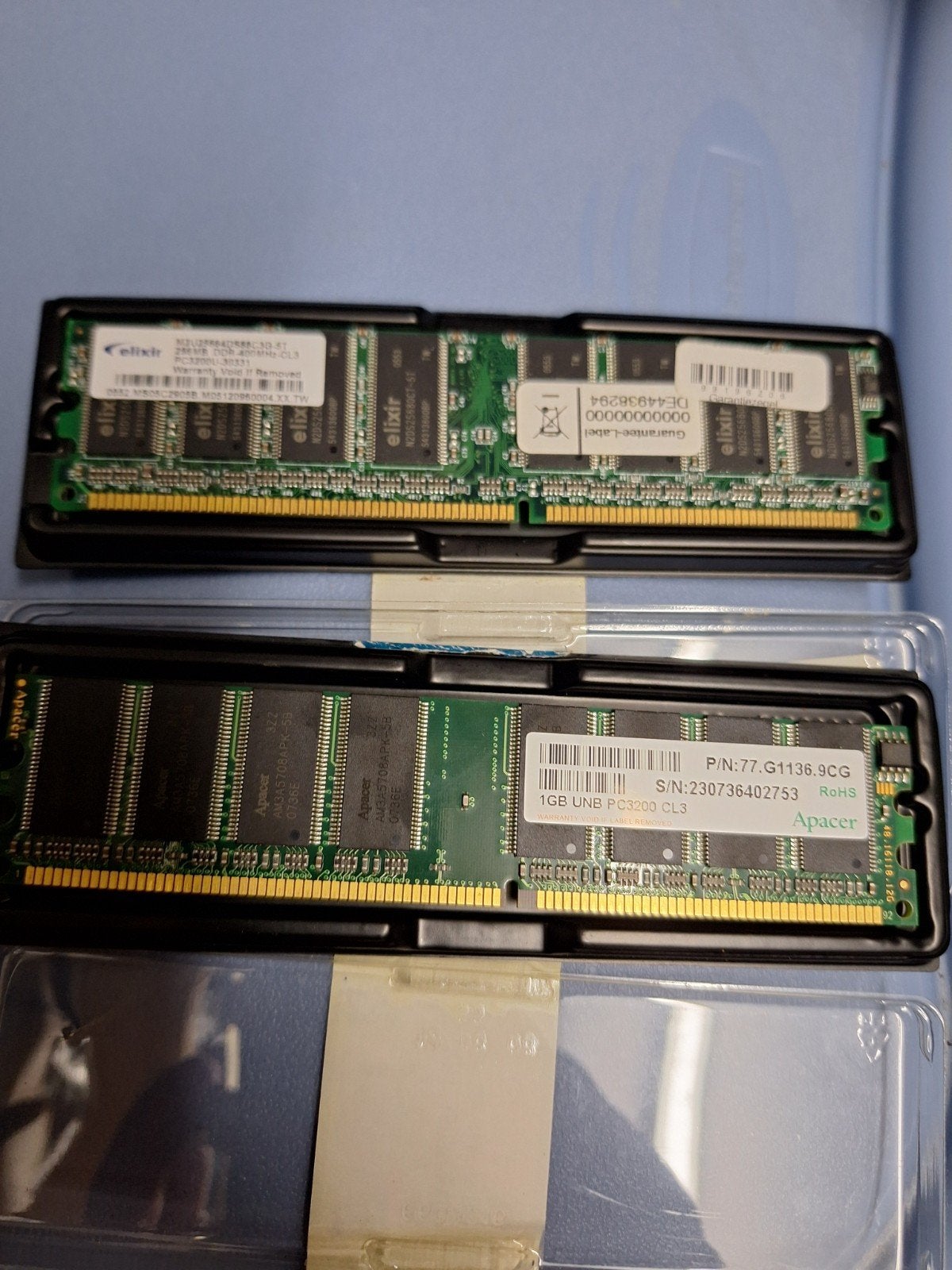 Apacer 1GB DDR RAM PC3200 CL3 Geheugenmodule, Computers en Software, RAM geheugen, Gebruikt, Server, Ophalen of Verzenden, DDR