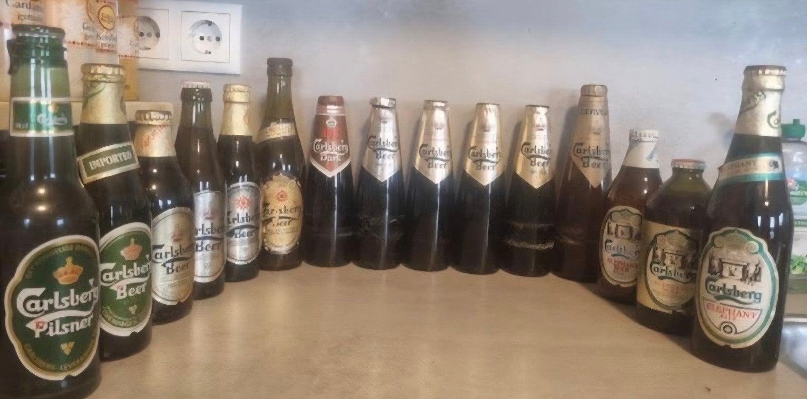 14x Carlsberg: gl 67, 3x73-80, 3x<86/86/<87/88/89/91/2x92/05, Verzamelen, Ophalen of Verzenden, Zo goed als nieuw, Flesje(s), Overige merken