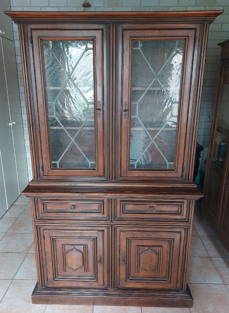 Karaktervolle Engelse buffetkast, Huis en Inrichting, Ophalen, 100 tot 150 cm, Met lade(s), 150 tot 200 cm