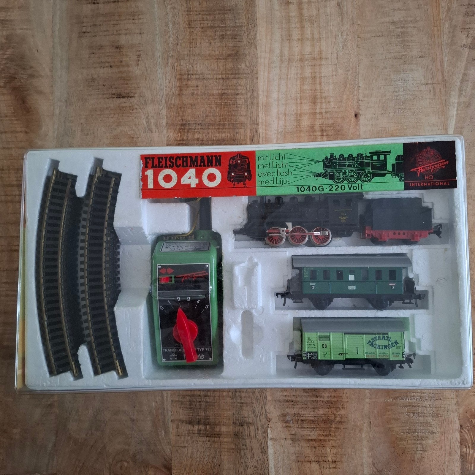 Fleismann treinset uit de jaren 60/70 met veel extra's, Gelijkstroom, Fleischmann, Ophalen of Verzenden, Analoog