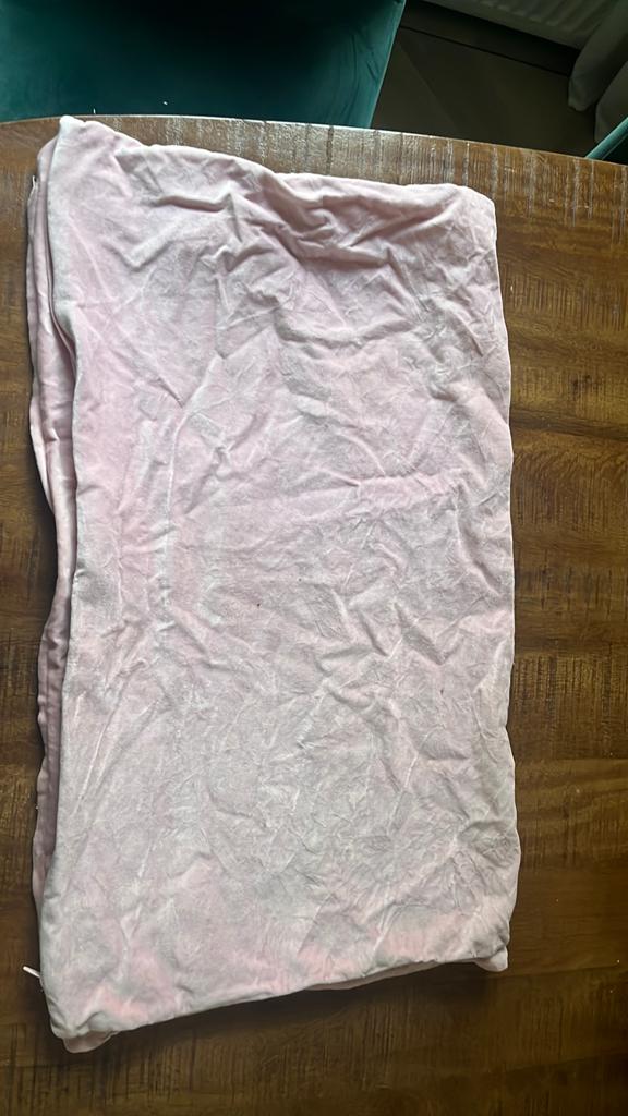 Roze kussenhoezen (60x40cm) x2, Huis en Inrichting, Woonaccessoires | Kussens, Ophalen of Verzenden, Zo goed als nieuw, Roze, Rechthoekig